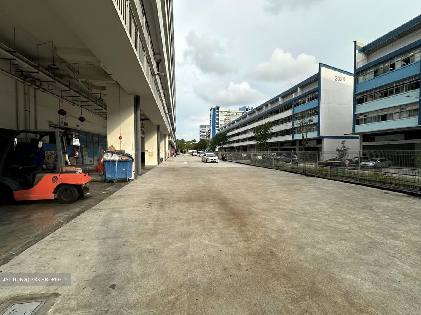 Bukit Batok Connection (D23), Factory #617114411